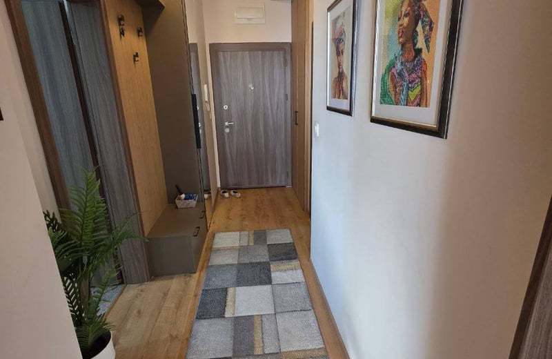 Location d’un élégant appartement de 2 pièces avec vue sur la mer, Lazuren Bryag, Bourgas, Bulgarie